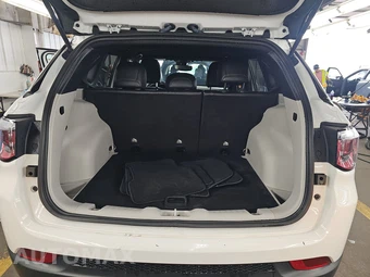 2023 Jeep Compass Limited - miniatura 16