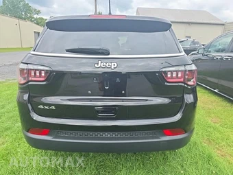 2023 Jeep Compass Sport - miniatura 5