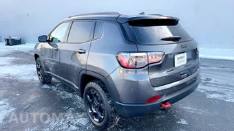 2023 Jeep Compass Trailhawk - miniatura 17