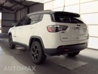 2023 Jeep Compass Trailhawk - miniatura 8