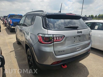 2023 Jeep Compass Trailhawk - miniatura 6