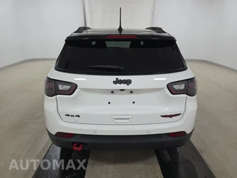 2023 Jeep Compass Trailhawk - miniatura 5