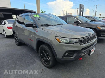 2023 Jeep Compass Trailhawk - miniatura 4