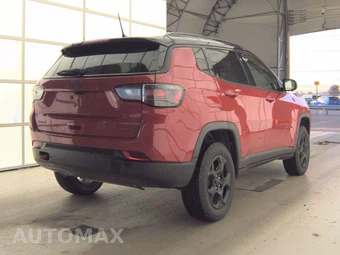 2023 Jeep Compass Trailhawk - miniatura 4