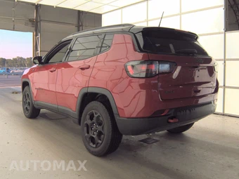 2023 Jeep Compass Trailhawk - miniatura 6