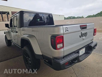 2023 Jeep Gladiator Freedom Edition Crew Cab Medium Bed - miniatura 2