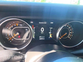 2023 Jeep Gladiator High Altitude Edition Crew Cab Medium Bed - miniatura 9