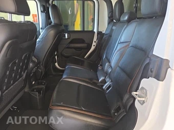 2023 Jeep Gladiator Mojave Crew Cab Medium Bed - miniatura 10