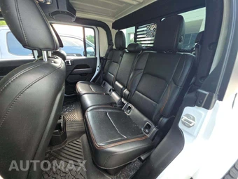 2023 Jeep Gladiator Mojave Crew Cab Medium Bed - miniatura 13
