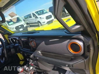 2023 Jeep Gladiator Mojave Crew Cab Medium Bed - miniatura 16
