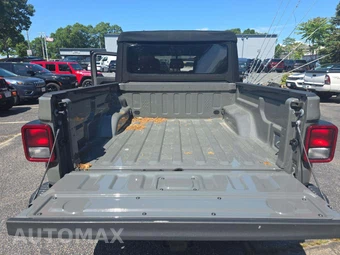 2023 Jeep Gladiator Rubicon Crew Cab Medium Bed - miniatura 14