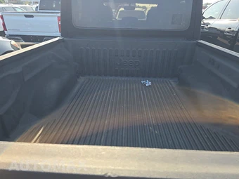 2023 Jeep Gladiator Rubicon Crew Cab Medium Bed - miniatura 16