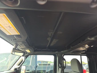 2023 Jeep Gladiator Rubicon Crew Cab Medium Bed - miniatura 17