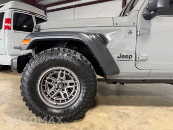 2023 Jeep Gladiator Sport Crew Cab Medium Bed - miniatura 2