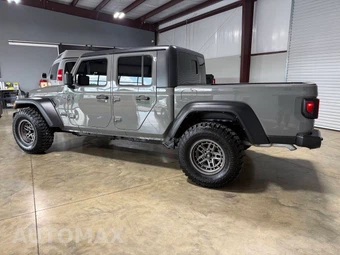 2023 Jeep Gladiator Sport Crew Cab Medium Bed - miniatura 4