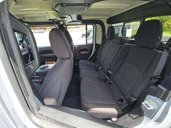 2023 Jeep Gladiator Sport S Crew Cab Medium Bed - miniatura 13
