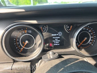 2023 Jeep Gladiator Sport S Crew Cab Medium Bed - miniatura 12
