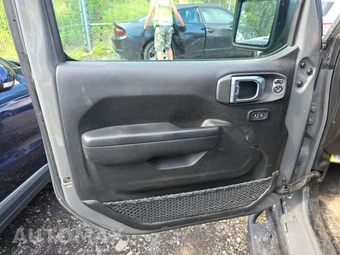 2023 Jeep Gladiator Willys Crew Cab Medium Bed - miniatura 9