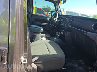 2023 Jeep Gladiator Willys Crew Cab Medium Bed - miniatura 8