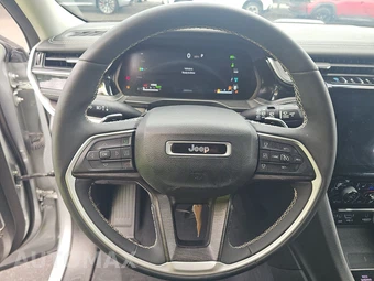 2023 Jeep Grand Cherokee 4xe - miniatura 10