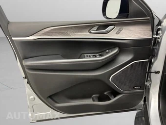 2023 Jeep Grand Cherokee 4xe - miniatura 24