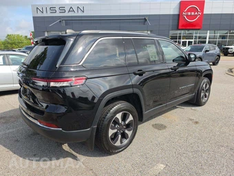 2023 Jeep Grand Cherokee 4xe - miniatura 3