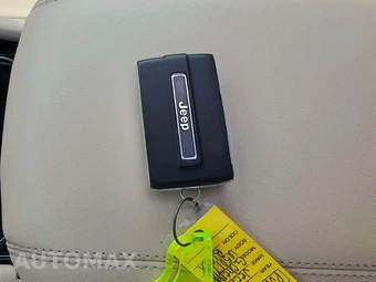 2023 Jeep Grand Cherokee 4xe - miniatura 8