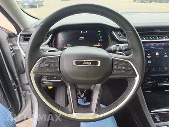 2023 Jeep Grand Cherokee 4xe - miniatura 10