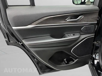 2023 Jeep Grand Cherokee 4xe - miniatura 28