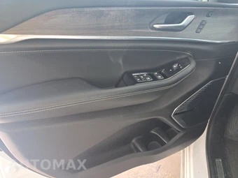 2023 Jeep Grand Cherokee 4xe Overland - miniatura 9