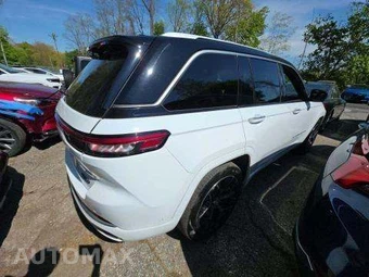 2023 Jeep Grand Cherokee 4xe Summit Reserve - miniatura 4