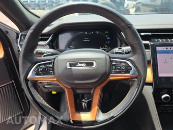 2023 Jeep Grand Cherokee 4xe Summit Reserve - miniatura 10
