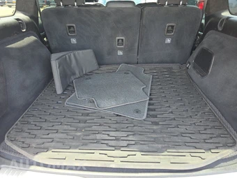 2023 Jeep Grand Cherokee 4xe Summit Reserve - miniatura 16