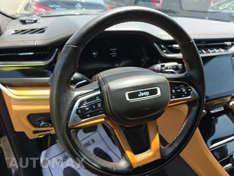 2023 Jeep Grand Cherokee 4xe Summit Reserve - miniatura 10