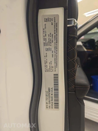 2023 Jeep Grand Cherokee 4xe Summit Reserve - miniatura 5