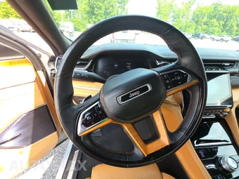 2023 Jeep Grand Cherokee 4xe Summit Reserve - miniatura 10