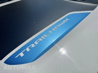 2023 Jeep Grand Cherokee 4xe Trailhawk - miniatura 9