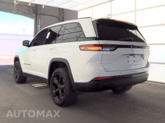 2023 Jeep Grand Cherokee Altitude - miniatura 6