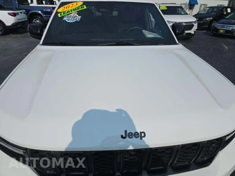 2023 Jeep Grand Cherokee Altitude - miniatura 20