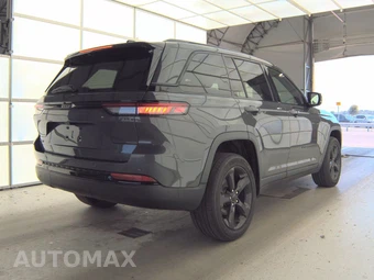2023 Jeep Grand Cherokee Altitude - miniatura 4