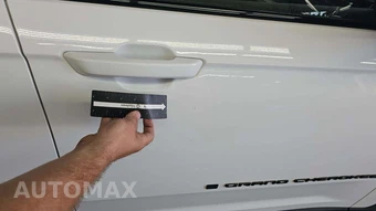 2023 Jeep Grand Cherokee Altitude - miniatura 27