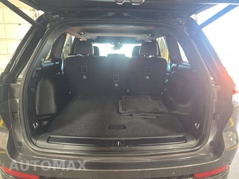 2023 Jeep Grand Cherokee Altitude - miniatura 16