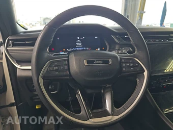 2023 Jeep Grand Cherokee Altitude - miniatura 10