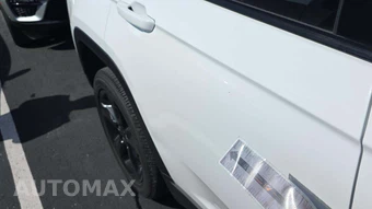 2023 Jeep Grand Cherokee Altitude - miniatura 28