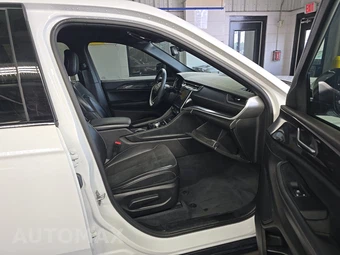 2023 Jeep Grand Cherokee Altitude - miniatura 8
