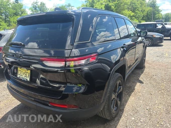 2023 Jeep Grand Cherokee Altitude - miniatura 4