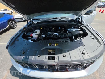 2023 Jeep Grand Cherokee Altitude - miniatura 15