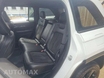 2023 Jeep Grand Cherokee Altitude - miniatura 13