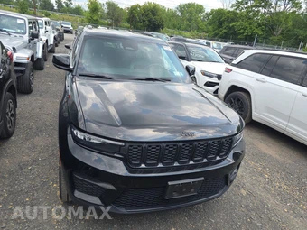 2023 Jeep Grand Cherokee Altitude - miniatura 2
