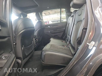 2023 Jeep Grand Cherokee Altitude - miniatura 13